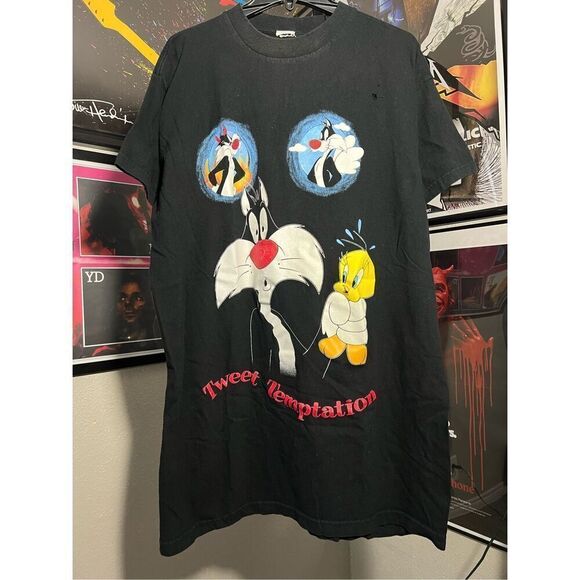 Vintage 90s Looney Tunes Tweet Temptation Sleep Shirt - Picture 1 of 6